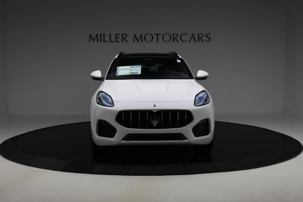 New 2025 Maserati Grecale for sale $82,286 at Alfa Romeo of Greenwich in Greenwich CT 06830 11