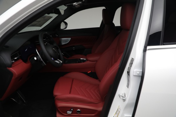 New 2025 Maserati Grecale for sale $82,286 at Alfa Romeo of Greenwich in Greenwich CT 06830 14