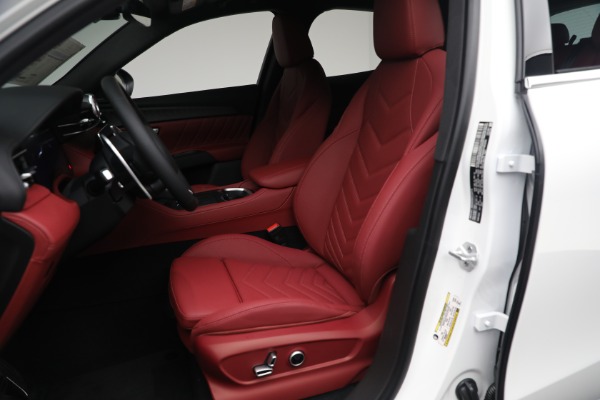 New 2025 Maserati Grecale for sale $82,286 at Alfa Romeo of Greenwich in Greenwich CT 06830 15