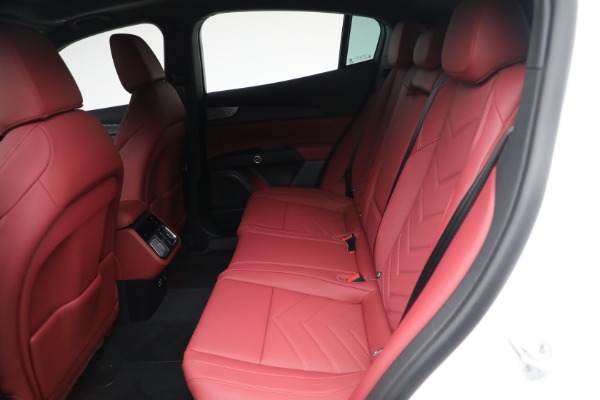 New 2025 Maserati Grecale for sale $82,286 at Alfa Romeo of Greenwich in Greenwich CT 06830 20