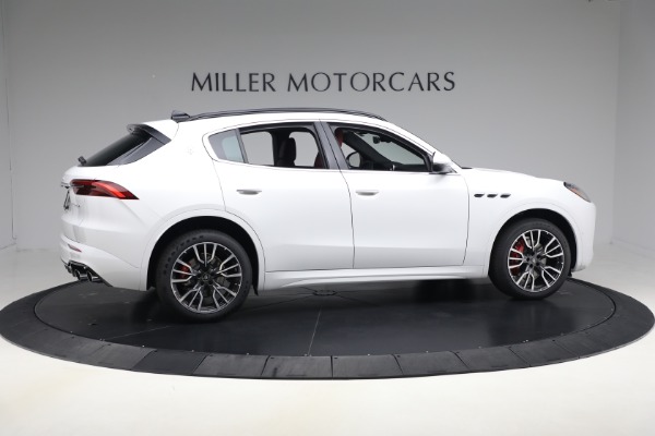 New 2025 Maserati Grecale for sale $82,286 at Alfa Romeo of Greenwich in Greenwich CT 06830 7