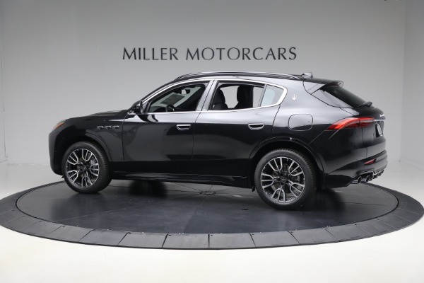 New 2025 Maserati Grecale for sale Sold at Alfa Romeo of Greenwich in Greenwich CT 06830 3
