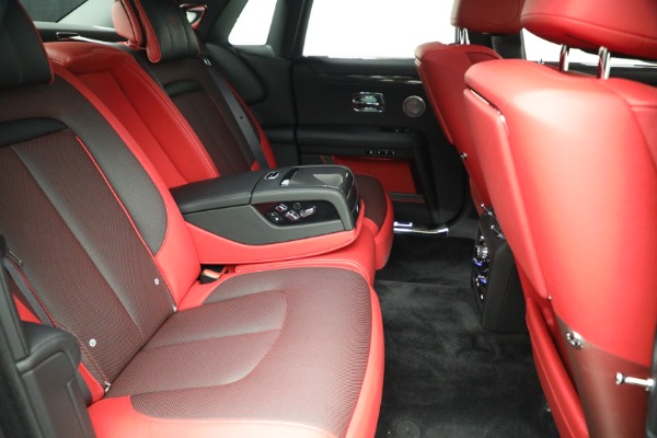 Used 2025 Rolls-Royce Black Badge Ghost for sale $429,900 at Alfa Romeo of Greenwich in Greenwich CT 06830 26