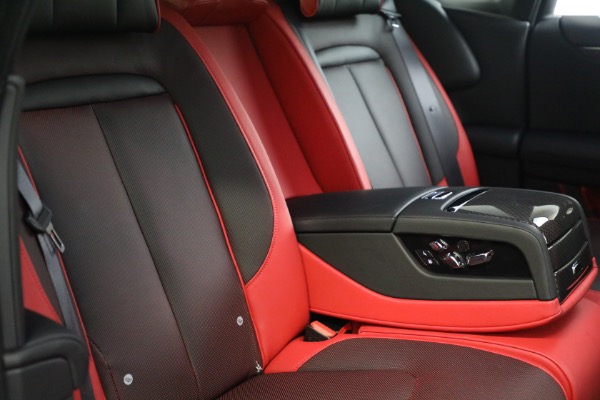 Used 2025 Rolls-Royce Black Badge Ghost for sale $429,900 at Alfa Romeo of Greenwich in Greenwich CT 06830 27