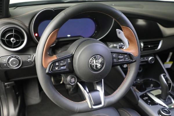 New 2025 Alfa Romeo Giulia Intensa for sale Sold at Alfa Romeo of Greenwich in Greenwich CT 06830 13