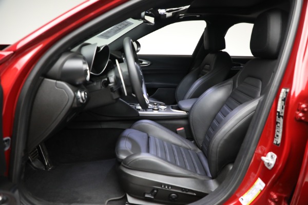 Used 2022 Alfa Romeo Giulia Veloce for sale Sold at Alfa Romeo of Greenwich in Greenwich CT 06830 14