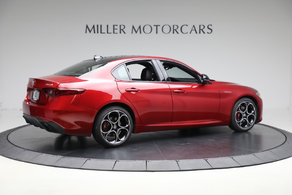 Used 2022 Alfa Romeo Giulia Veloce for sale Sold at Alfa Romeo of Greenwich in Greenwich CT 06830 8