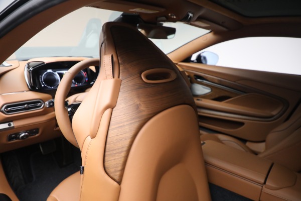 New 2026 Aston Martin Vanquish for sale $498,000 at Alfa Romeo of Greenwich in Greenwich CT 06830 17