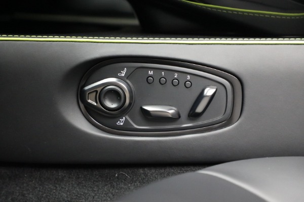 New 2026 Aston Martin Vantage for sale $244,325 at Alfa Romeo of Greenwich in Greenwich CT 06830 17