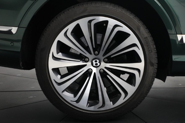 Used 2021 Bentley Bentayga V8 for sale $109,900 at Alfa Romeo of Greenwich in Greenwich CT 06830 16