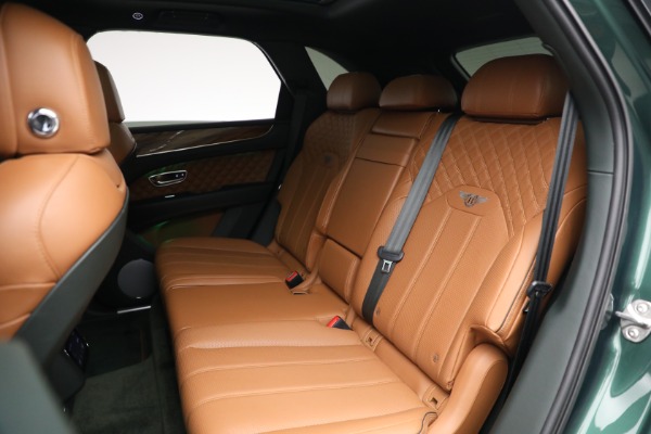 Used 2021 Bentley Bentayga V8 for sale $109,900 at Alfa Romeo of Greenwich in Greenwich CT 06830 25