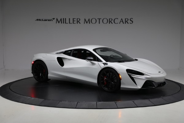 New 2026 McLaren Artura TechLux for sale $304,500 at Alfa Romeo of Greenwich in Greenwich CT 06830 10