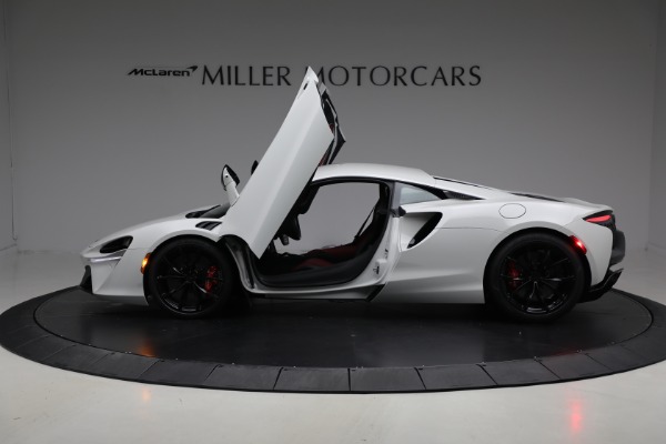 New 2026 McLaren Artura TechLux for sale $304,500 at Alfa Romeo of Greenwich in Greenwich CT 06830 15