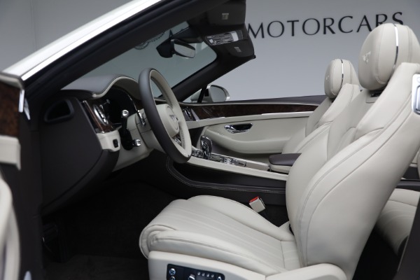New 2026 Bentley Continental GTC for sale $372,755 at Alfa Romeo of Greenwich in Greenwich CT 06830 24