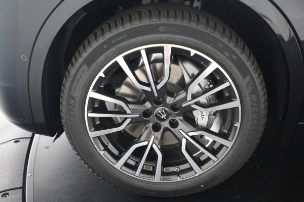 New 2025 Maserati Grecale for sale Sold at Alfa Romeo of Greenwich in Greenwich CT 06830 24