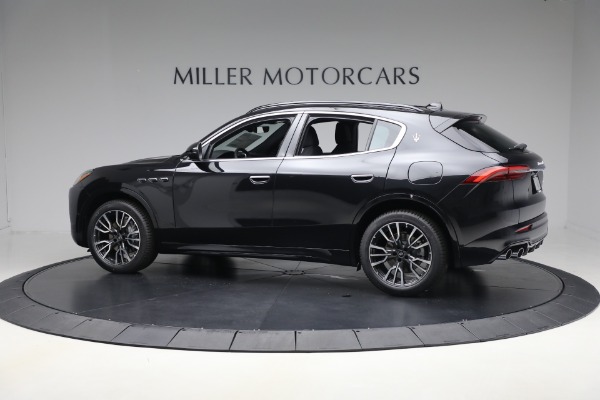 New 2025 Maserati Grecale for sale Sold at Alfa Romeo of Greenwich in Greenwich CT 06830 3