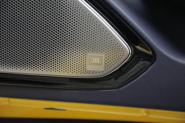 Used 2025 Ferrari Roma Spider for sale $337,900 at Alfa Romeo of Greenwich in Greenwich CT 06830 26