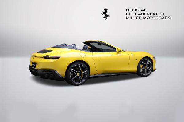 Used 2025 Ferrari Roma Spider for sale $337,900 at Alfa Romeo of Greenwich in Greenwich CT 06830 9