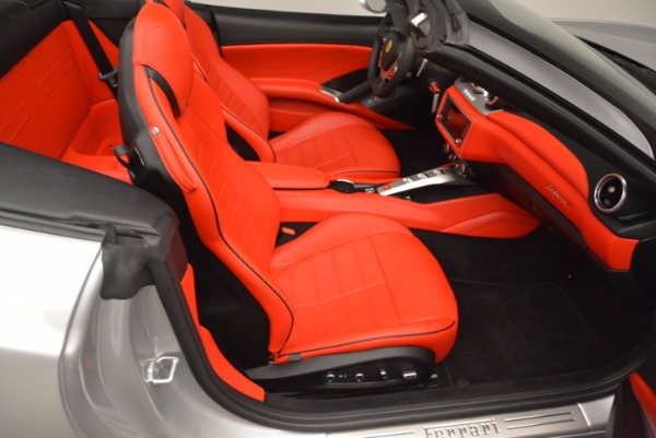 Used 2016 Ferrari California T for sale Sold at Alfa Romeo of Greenwich in Greenwich CT 06830 25