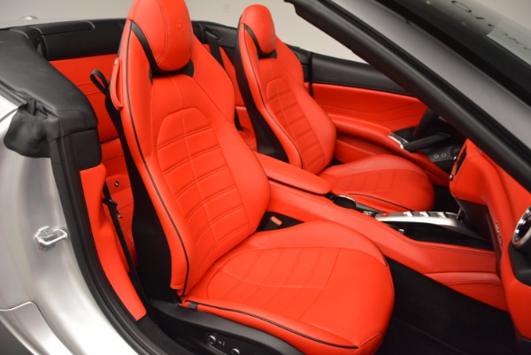 Used 2016 Ferrari California T for sale Sold at Alfa Romeo of Greenwich in Greenwich CT 06830 26