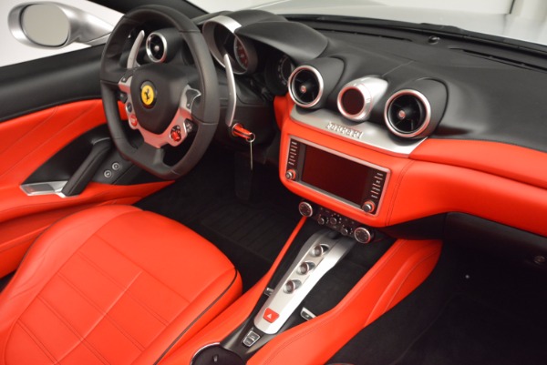 Used 2016 Ferrari California T for sale Sold at Alfa Romeo of Greenwich in Greenwich CT 06830 27
