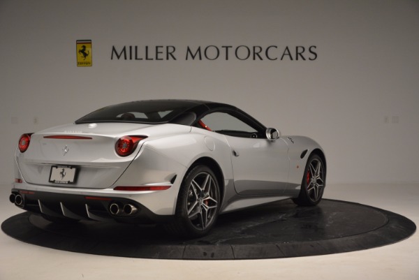 Used 2016 Ferrari California T for sale Sold at Alfa Romeo of Greenwich in Greenwich CT 06830 6