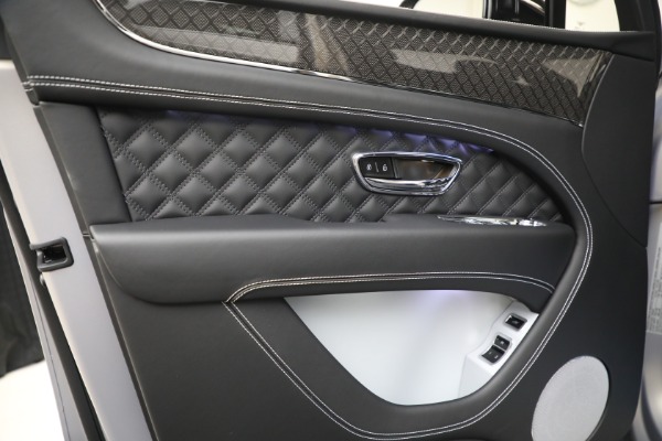 New 2025 Bentley Bentayga S Black Edition for sale $264,900 at Alfa Romeo of Greenwich in Greenwich CT 06830 14