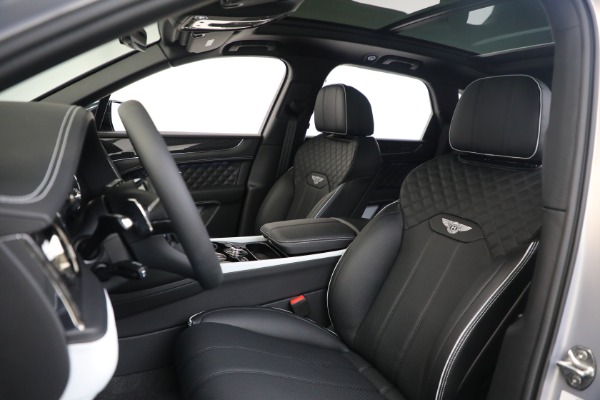 New 2025 Bentley Bentayga S Black Edition for sale $264,900 at Alfa Romeo of Greenwich in Greenwich CT 06830 17