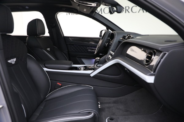 New 2025 Bentley Bentayga S Black Edition for sale $264,900 at Alfa Romeo of Greenwich in Greenwich CT 06830 23