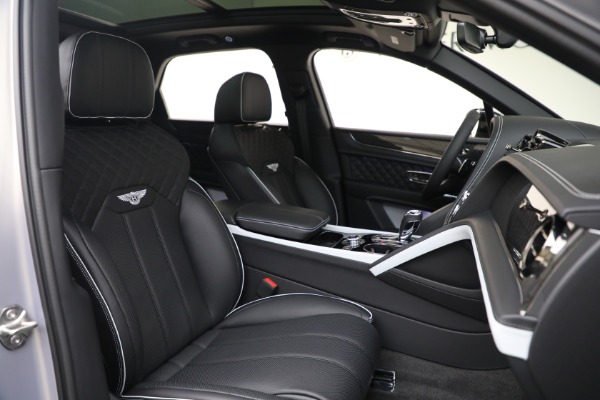 New 2025 Bentley Bentayga S Black Edition for sale $264,900 at Alfa Romeo of Greenwich in Greenwich CT 06830 25