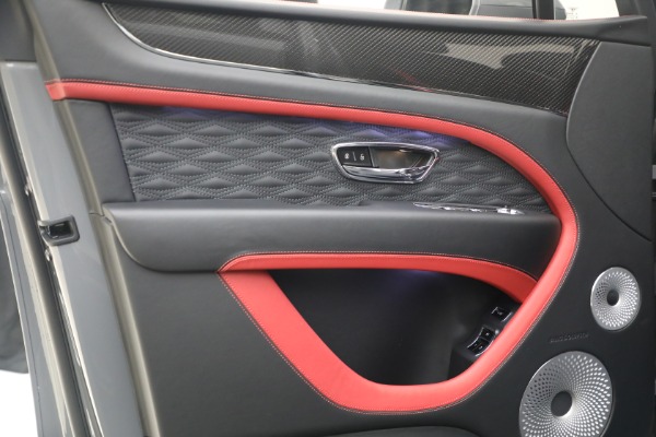 New 2026 Bentley Bentayga Speed V8 for sale $401,690 at Alfa Romeo of Greenwich in Greenwich CT 06830 14