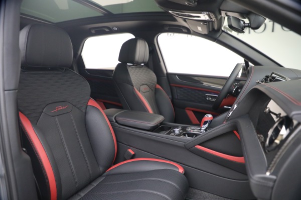 New 2026 Bentley Bentayga Speed V8 for sale $401,690 at Alfa Romeo of Greenwich in Greenwich CT 06830 24