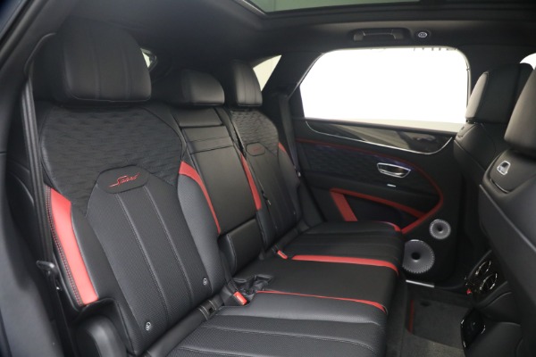 New 2026 Bentley Bentayga Speed V8 for sale $401,690 at Alfa Romeo of Greenwich in Greenwich CT 06830 27