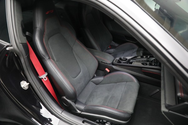 Used 2025 Porsche 911 Carrera GTS for sale $195,900 at Alfa Romeo of Greenwich in Greenwich CT 06830 17