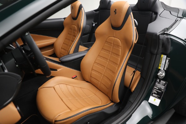 Used 2025 Ferrari Roma Spider for sale $334,900 at Alfa Romeo of Greenwich in Greenwich CT 06830 16