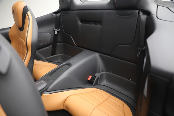 Used 2025 Ferrari Roma Spider for sale $334,900 at Alfa Romeo of Greenwich in Greenwich CT 06830 17