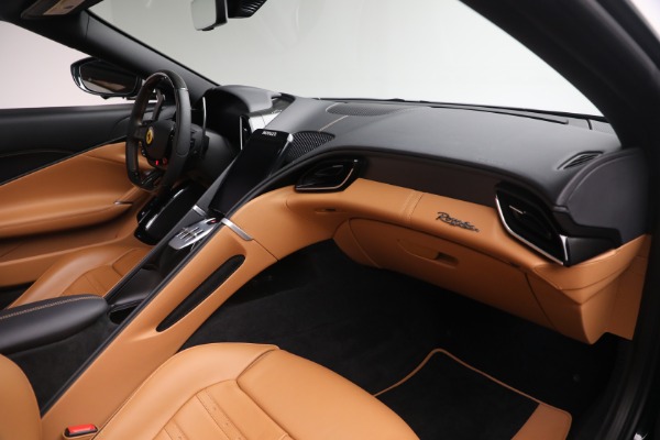 Used 2025 Ferrari Roma Spider for sale $334,900 at Alfa Romeo of Greenwich in Greenwich CT 06830 18