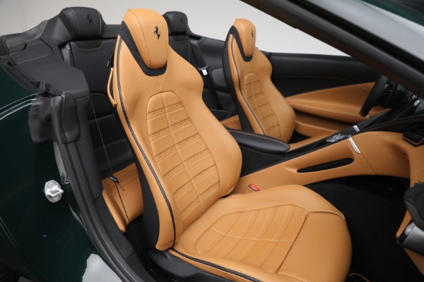 Used 2025 Ferrari Roma Spider for sale $334,900 at Alfa Romeo of Greenwich in Greenwich CT 06830 20