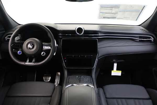 New 2025 Maserati Grecale Modena for sale $82,215 at Alfa Romeo of Greenwich in Greenwich CT 06830 22