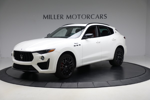 2022 Maserati Levante Modena's photo