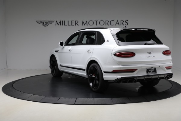 Used 2025 Bentley Bentayga EWB Azure V8 for sale $255,900 at Alfa Romeo of Greenwich in Greenwich CT 06830 3