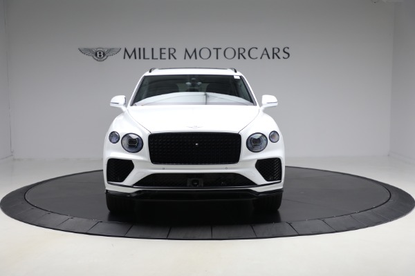 Used 2025 Bentley Bentayga EWB Azure V8 for sale $255,900 at Alfa Romeo of Greenwich in Greenwich CT 06830 8