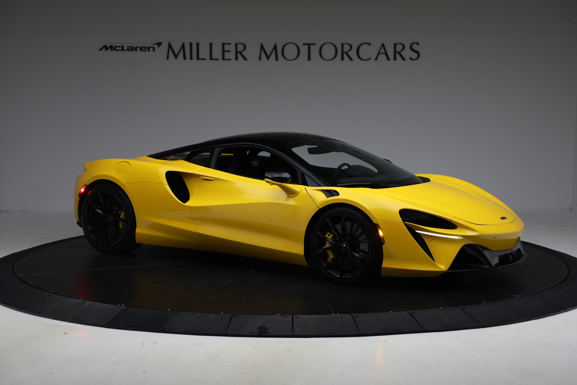 2024 McLaren Artura Base - Photo 10