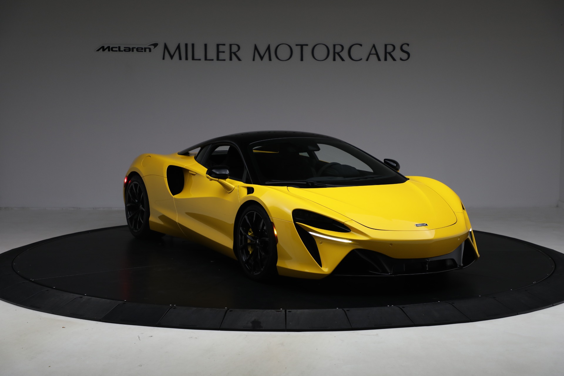 2024 McLaren Artura Base - Photo 11