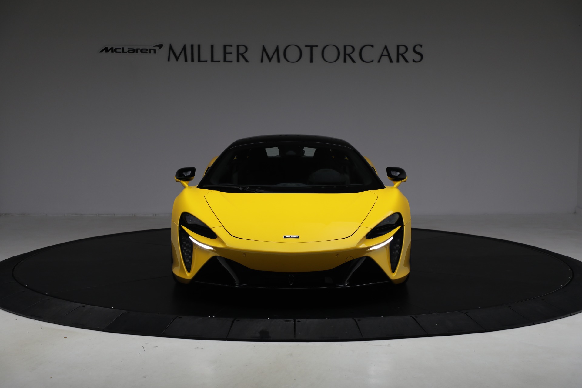 2024 McLaren Artura Base - Photo 12
