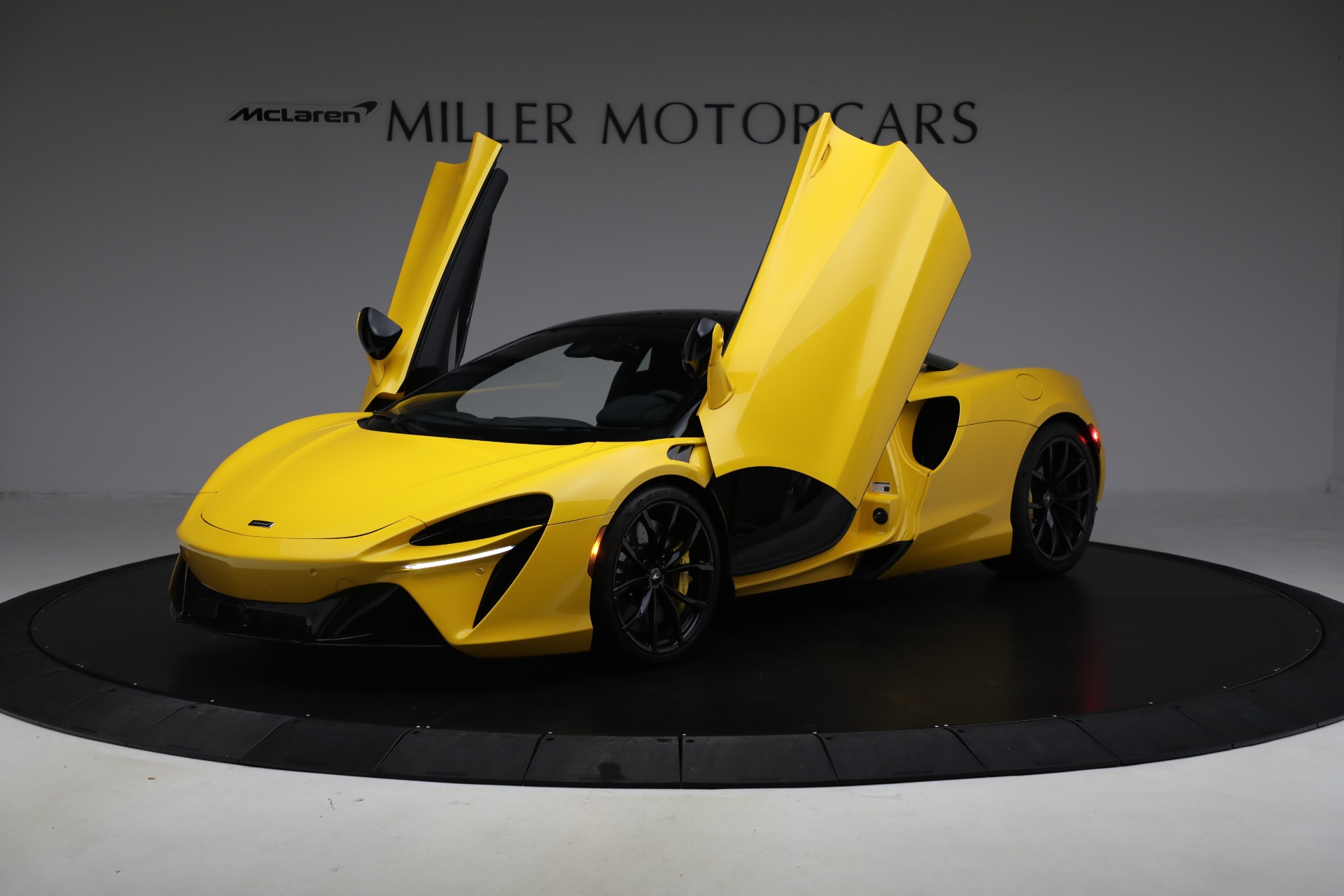 2024 McLaren Artura Base - Photo 14