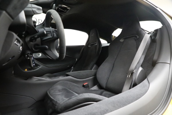Used 2024 McLaren Artura for sale $193,900 at Alfa Romeo of Greenwich in Greenwich CT 06830 21