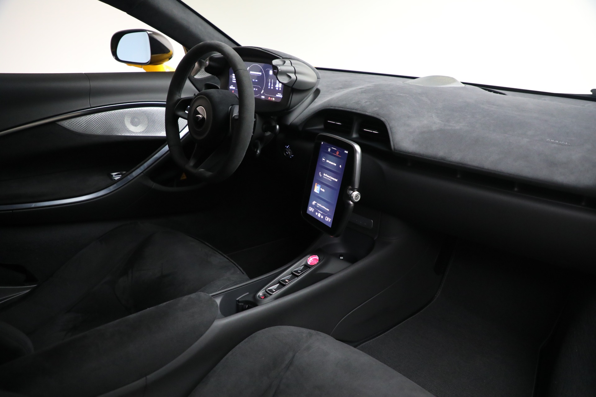 2024 McLaren Artura Base - Photo 26