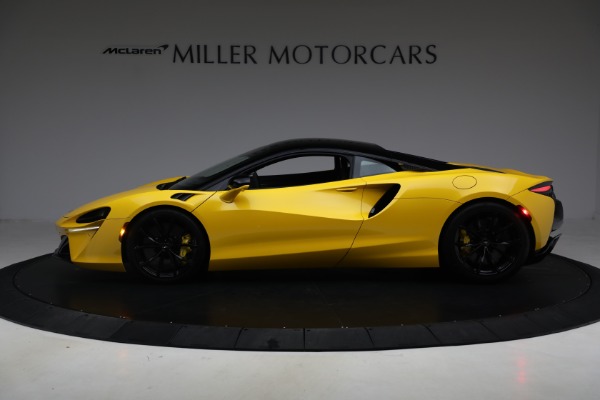 Used 2024 McLaren Artura for sale $193,900 at Alfa Romeo of Greenwich in Greenwich CT 06830 3