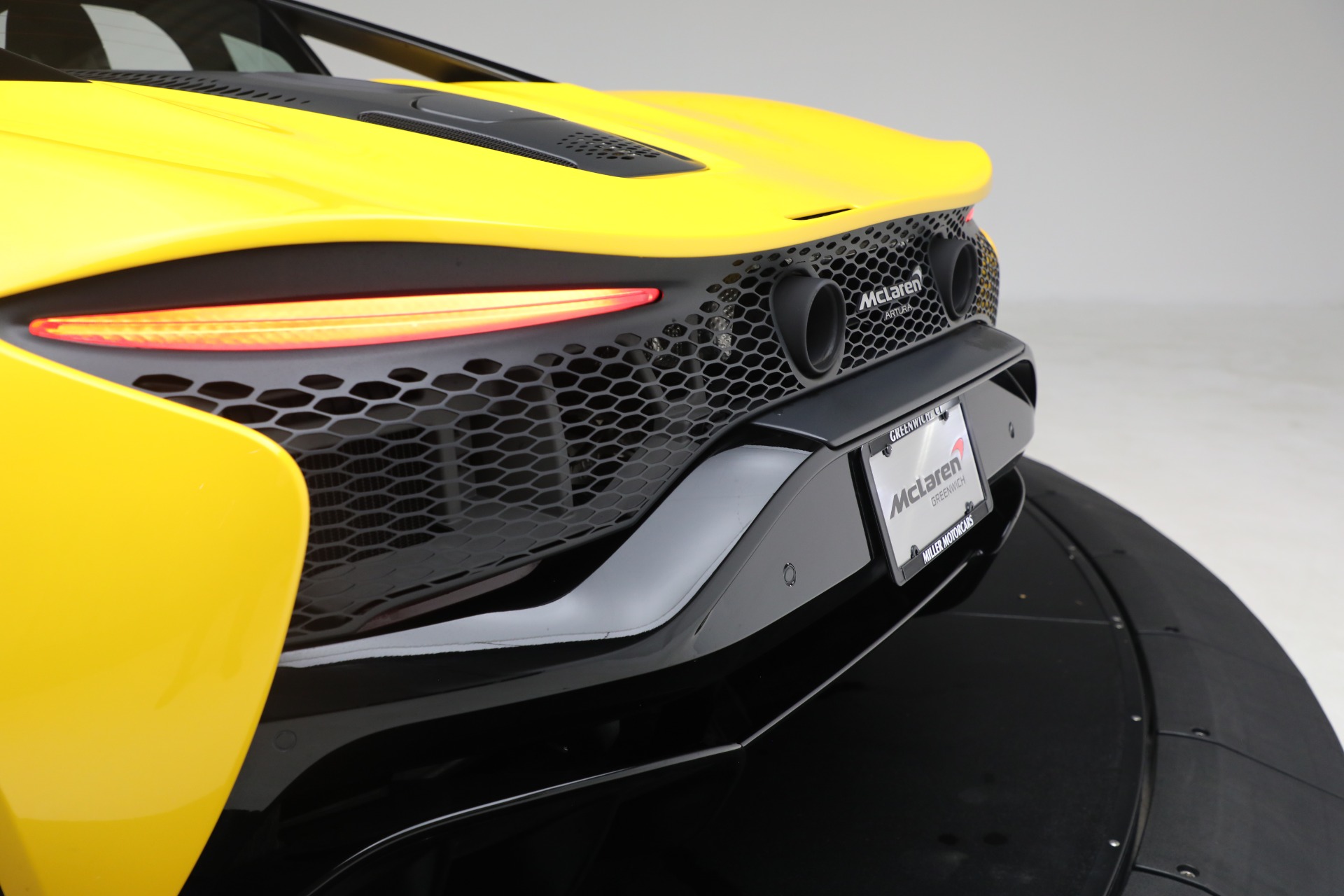 2024 McLaren Artura Base - Photo 35